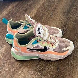Nike Air Max 270 React (will negotiate price)